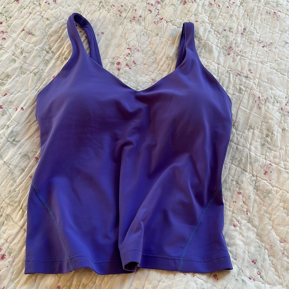 𝗟𝗨𝗟𝗨𝗟𝗘𝗠𝗢𝗡 Align™ Waist-Length
Tank Top!